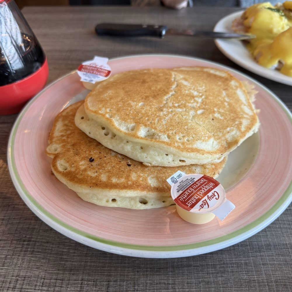 Cottage Canoe - Breakfast & Brunch Near Me - Barrie, Ontario Cottage Canoe - Breakfast & Brunch Near Me - Barrie, Ontario