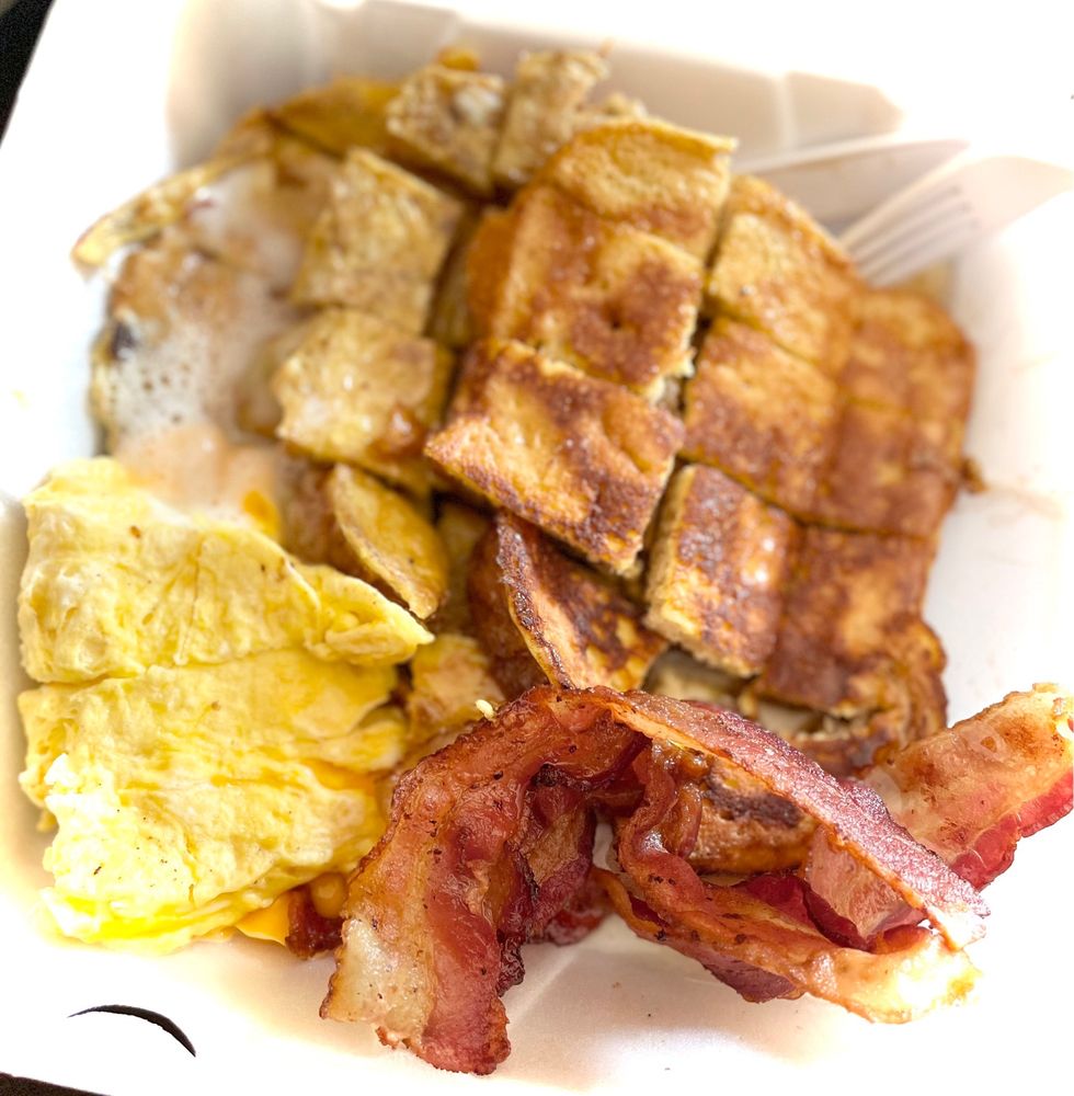 TOM’S DINER Updated October 2024 92 Photos & 118 Reviews 9003