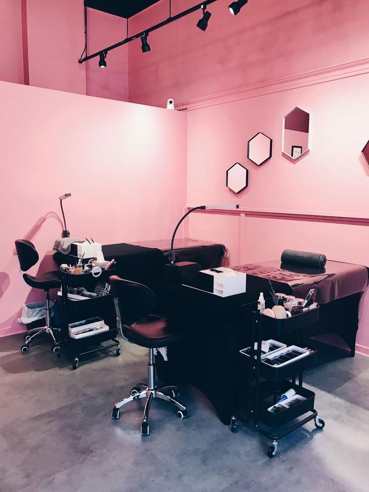 LASH DOLL STUDIO Updated September 2024 78 Smithe Street, Vancouver