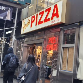 Joe's Pizza - Exterior - Pizza Near Me - New York, New York Joe's Pizza - Exterior - Pizza Near Me - New York, New York