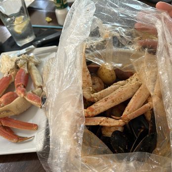 Catches Waterfront Grille - Hurricane bucket - Seafood Near Me - Port Richey, Florida Catches Waterfront Grille - Hurricane bucket - Seafood Near Me - Port Richey, Florida