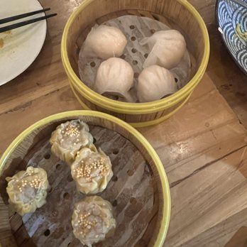 Bao - Bi Feng Tang Har Gow (4), Steamed Pork & Shrimp Shumai (4) - Chinese Near Me - San Francisco, California