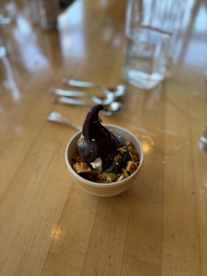 The Honey Paw by null