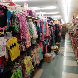 Family Dollar - Clothing