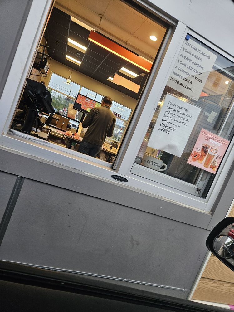 DUNKIN’ Updated September 2024 22 Photos 576 Grand Ave, Ewing