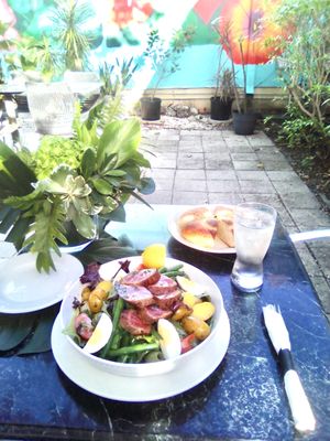 Uncle Hanks’ Hideaway by null