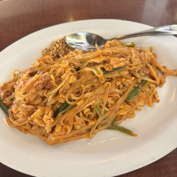 The Coconut On T - Chicken Pad Thai - Thai Near Me - Sacramento, California The Coconut On T - Chicken Pad Thai - Thai Near Me - Sacramento, California