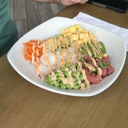 Turtle Jacks Kitchen & Bar - Tuna Poke bowl