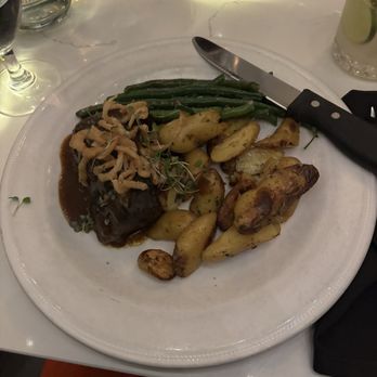 Cricket Club - Short rib with potatoes and green beans - American Near Me - Cape May, New Jersey Cricket Club - Short rib with potatoes and green beans - American Near Me - Cape May, New Jersey