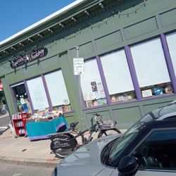Papercuts Bookshop
