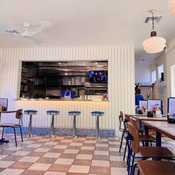 Beau's Tiny Diner - Inside of Beau's Tiny Diner