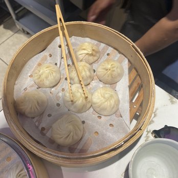 Supreme Dumplings - Black Truffle & Chicken Xiao Long Bao (6) - Shanghainese Near Me - Bellevue, Washington Supreme Dumplings - Black Truffle & Chicken Xiao Long Bao (6) - Shanghainese Near Me - Bellevue, Washington