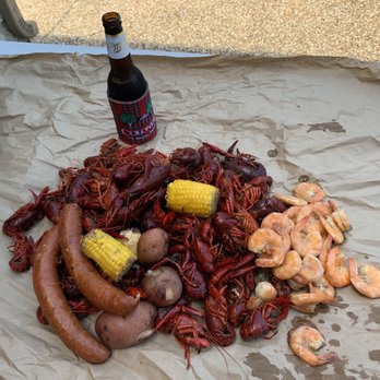 Twisted Tails Crawfish - This is the #3 - 3lbs of crawfish, 1lb of shrimp and all the fixins. - Seafood Near Me - McKinney, Texas