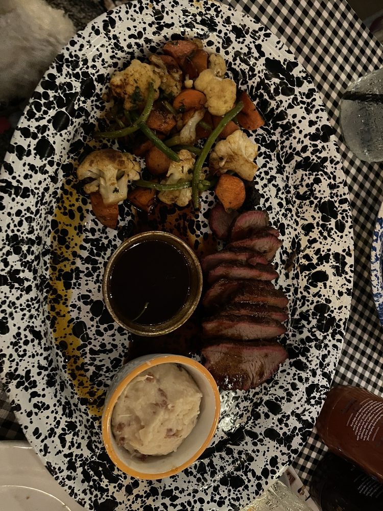 Lucille's Smokehouse Bar-B-Que