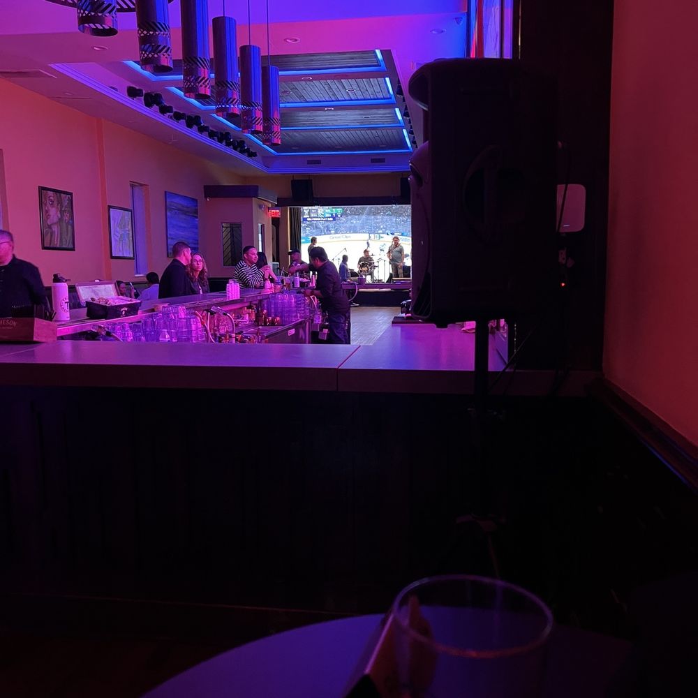 The Mixx Pasadena - Small place with greedy owner - New American Near Me - Pasadena, California The Mixx Pasadena - Small place with greedy owner - New American Near Me - Pasadena, California