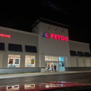 Petco - Pet Training Near Me - Fort Myers, Florida Petco - Pet Training Near Me - Fort Myers, Florida