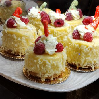 Second St. Marketplace - Gnome Mini Cheesecakes - Delis Near Me - Reno, Nevada