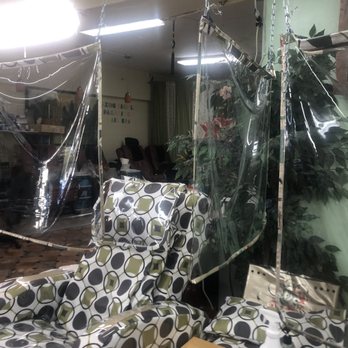 Sun Nails - Chairs are covered in plastic for easy cleaning and covers everywhere, even though it's only one customer at a time - Nail Salons Near Me - Los Angeles, California Sun Nails - Chairs are covered in plastic for easy cleaning and covers everywhere, even though it's only one customer at a time - Nail Salons Near Me - Los Angeles, California