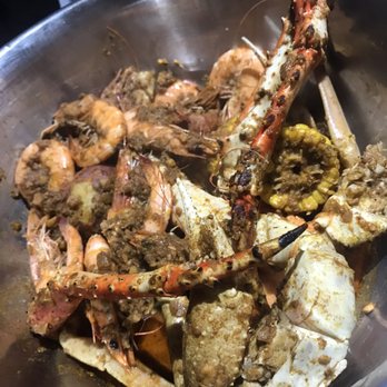 Crawfish Cave - Cajun/Creole Near Me - Fullerton, California