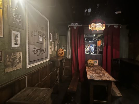 The London Dungeon by null