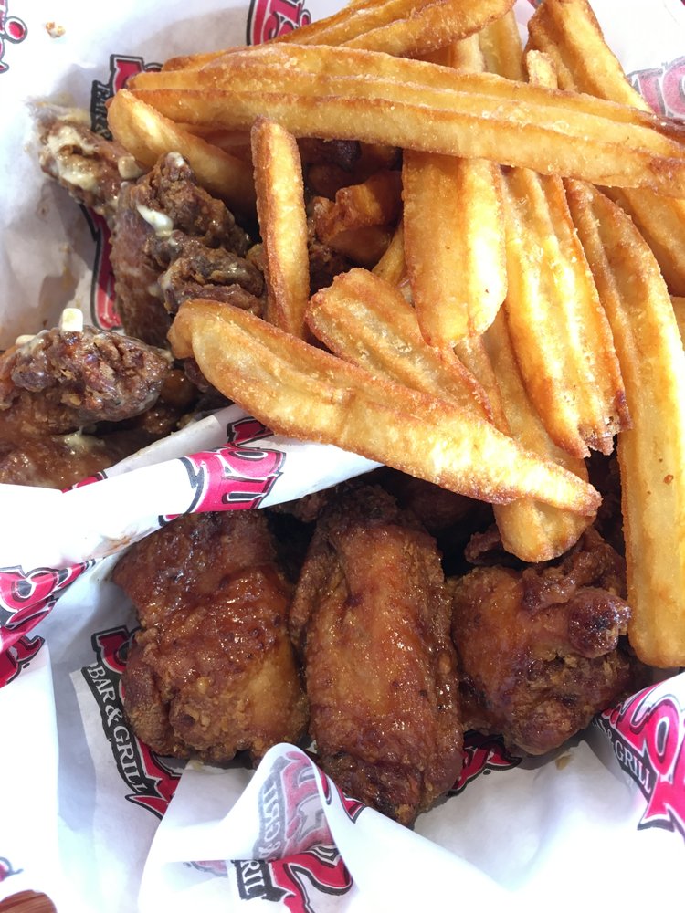 ST. LOUIS BAR AND GRILL Updated May 2024 154 Photos & 69 Reviews 1383 16th Avenue