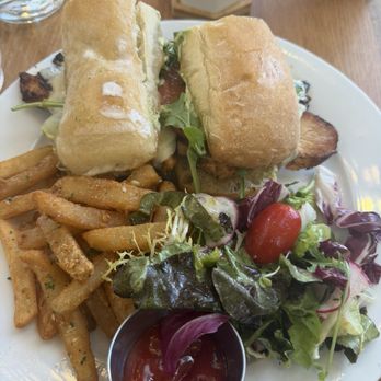 Bloom Eatery - chicken pesto sandwich - Breakfast & Brunch Near Me - San Jose, California Bloom Eatery - chicken pesto sandwich - Breakfast & Brunch Near Me - San Jose, California