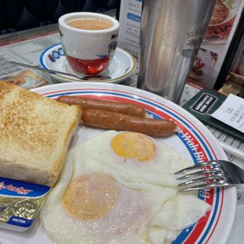 敏華冰廳 - Buttered toast, eggs, sausages, HK style milk tea, Ovaltine - Breakfast & Brunch Near Me - Hong Kong, HK 敏華冰廳 - Buttered toast, eggs, sausages, HK style milk tea, Ovaltine - Breakfast & Brunch Near Me - Hong Kong, HK