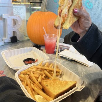Fuzzy's Raw Bar and Drinks - Lobster grilled cheese - Seafood Near Me - Atlanta, Georgia