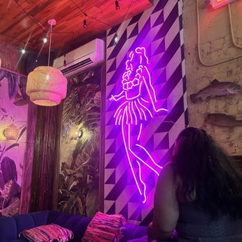 Tiki Chick - Tiki girl - Breakfast & Brunch Near Me - New York, New York Tiki Chick - Tiki girl - Breakfast & Brunch Near Me - New York, New York