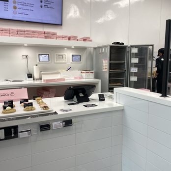 Crumbl - Allen - No employees at the regular or loading boxes - Bakeries Near Me - Allen, Texas
