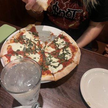 Andiamo Italian Ristorante - Margherita Pizza - Italian Near Me - Eagan, Minnesota