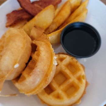 The Brunch Apothecary - Kids Meal w/ Waffles, Potatoes, and Bacon - Breakfast & Brunch Near Me - Dacula, Georgia