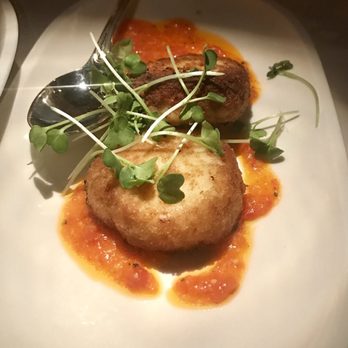 El Gaucho - Crab cakes - bomb.com - Steakhouses Near Me - Seattle, Washington