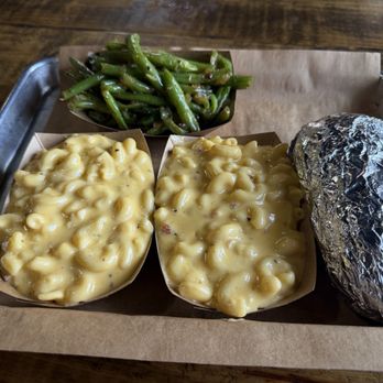 Hutchins BBQ - Barbeque Near Me - Frisco, Texas