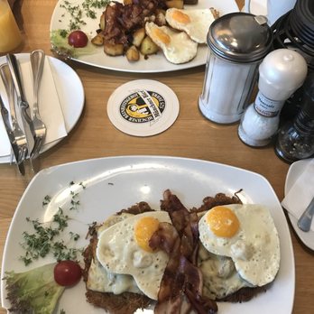 California Bean - Hermosa in the front, Coronado in the back! - Cafes Near Me - Munich, BY California Bean - Hermosa in the front, Coronado in the back! - Cafes Near Me - Munich, BY