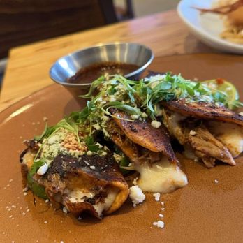Claraboya Scratch Kitchen & Bar - Duck birria tacos with molè dip. 10/10 texture flavor and presentation. - Tex-Mex Near Me - Lubbock, Texas Claraboya Scratch Kitchen & Bar - Duck birria tacos with molè dip. 10/10 texture flavor and presentation. - Tex-Mex Near Me - Lubbock, Texas