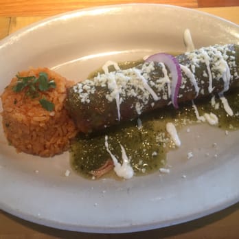 Doce Mesas - Single chicken salsa verde enchilada - Mexican Near Me - Dallas, Texas