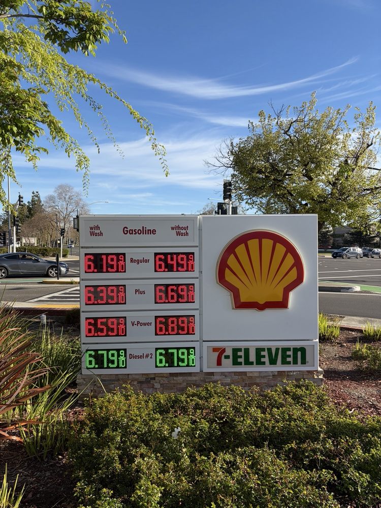 7-Eleven Logo