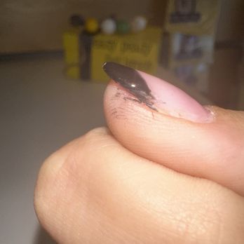 1. Nails World Spa