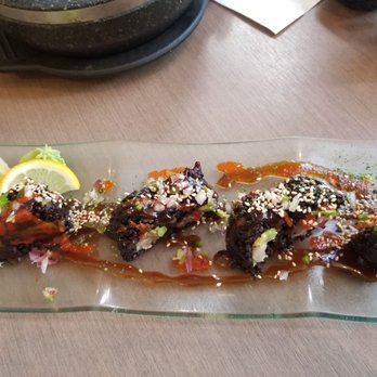 Kita No Donburi - Spicy tuna roll with Black rice - Japanese Near Me - Vancouver, British Columbia Kita No Donburi - Spicy tuna roll with Black rice - Japanese Near Me - Vancouver, British Columbia