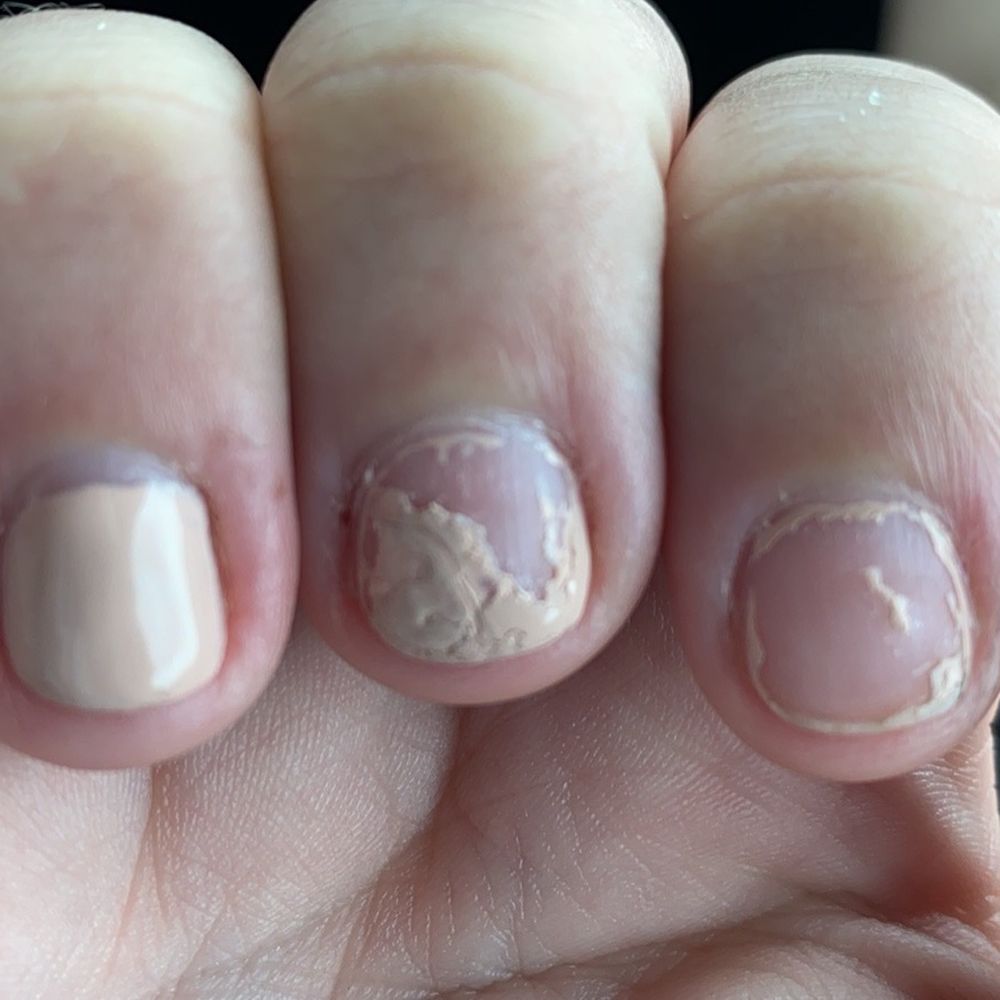 Beyoutiful Nails - The middle and pointer fingers are what smudge onto my bridesmaids dress. Nothing could be done about it as it was the day of. - Nail Salons Near Me - Carmel, Indiana