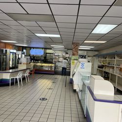 Panaderia La Castilla - Amplio local