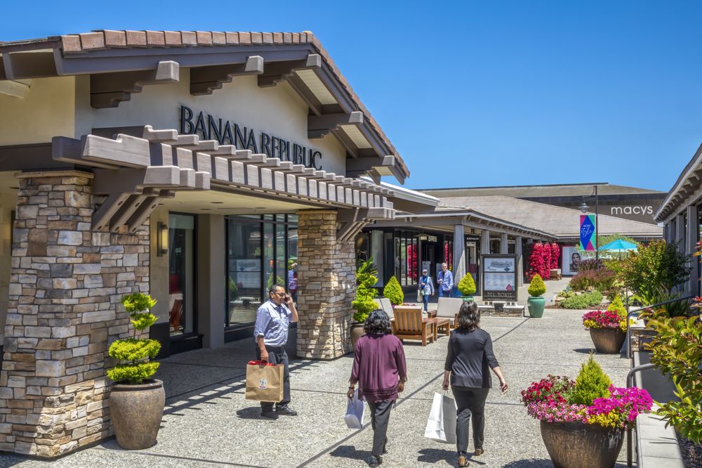 DEL MONTE SHOPPING CENTER Updated November 2024 128 Photos & 140