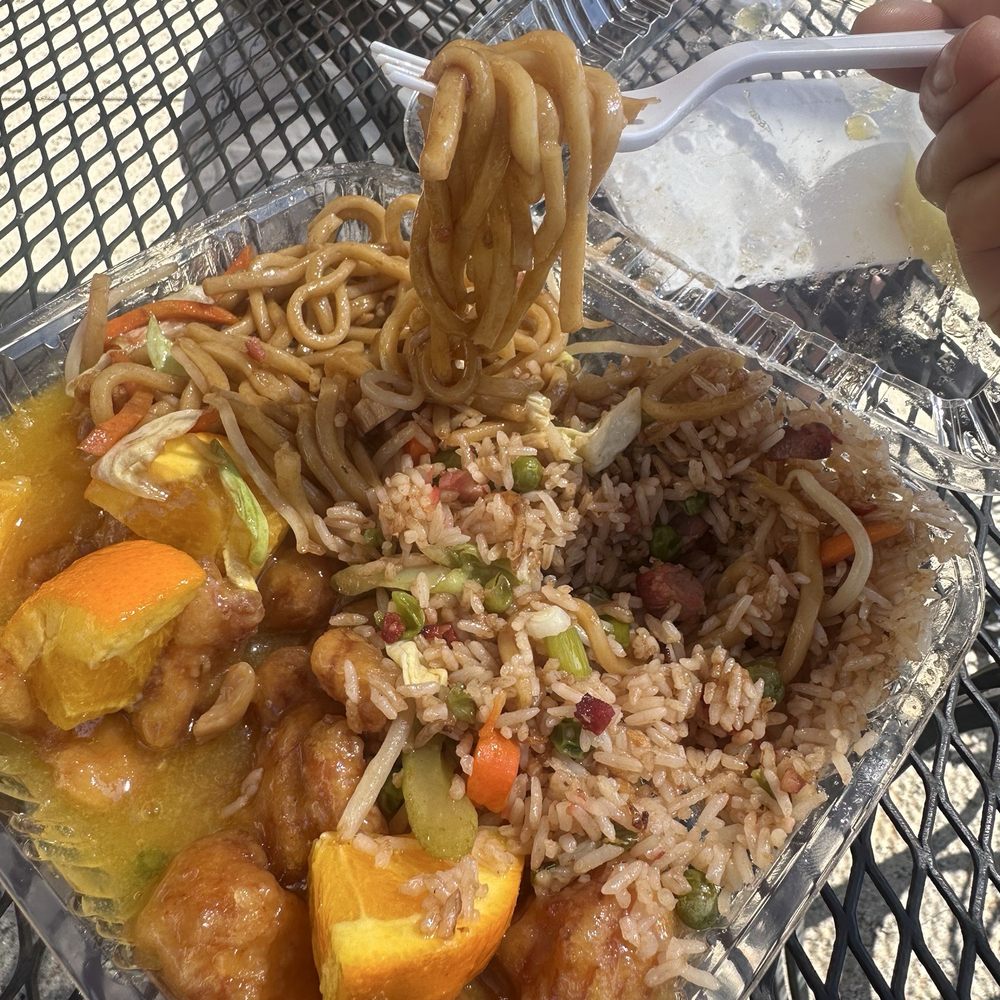 Jim's Restaurant - Actual oranges in the orange chicken - Chinese Near Me - Prunedale, California Jim's Restaurant - Actual oranges in the orange chicken - Chinese Near Me - Prunedale, California