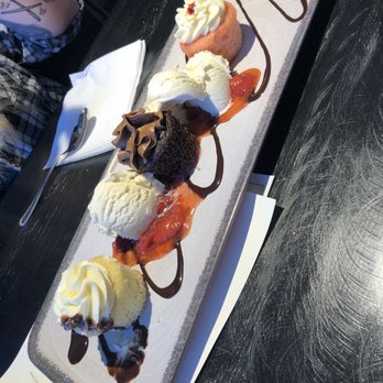 Gathered - Cupcake platter - American Near Me - Post Falls, Idaho Gathered - Cupcake platter - American Near Me - Post Falls, Idaho