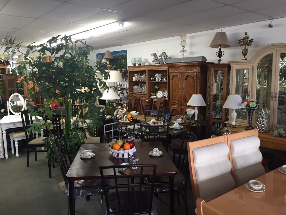 DISCOUNT FURNITURE STORE Updated September 2024 33 Photos 1772 N