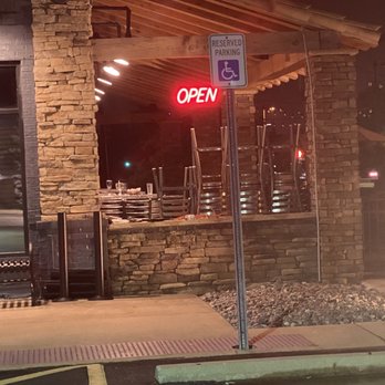 Azteca - Left us on the patio, didn't make us aware they were closing and they left their open sign on. - Mexican Near Me - Mentor, Ohio