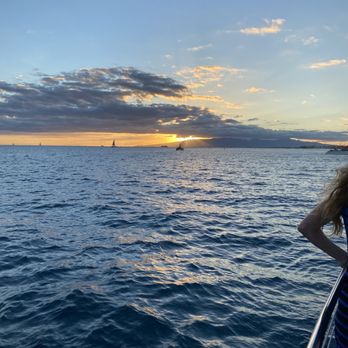 Holokai Catamaran - Sunset - Boating Near Me - Honolulu, Hawaii