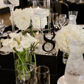 Moments in Bloom - Wedding Planning Near Me - Carlsbad, California
