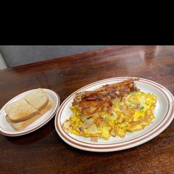 The Mason Grill - Western omelet.